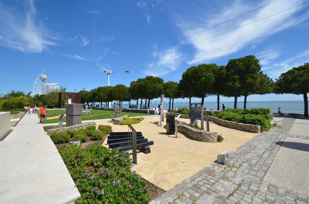 Expo Oriente Lis Apartment Lisbon Bagian luar foto