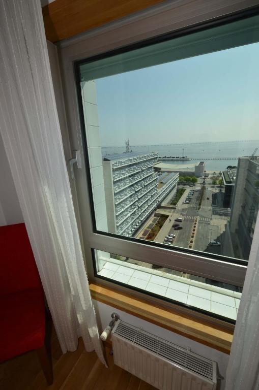Expo Oriente Lis Apartment Lisbon Bagian luar foto